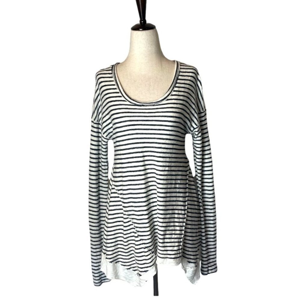 Vintage Havana Navy Blue And White Striped Drop Shoulder Asymmetrical Hem Top S